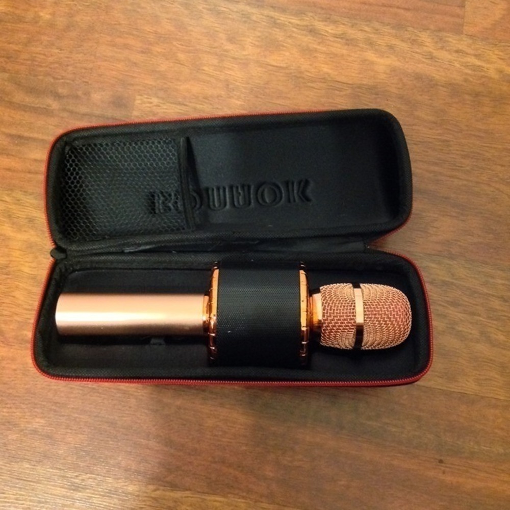 BONAOK Wireless Bluetooth Karaoke Microphone Rose Gold with Carrying Case